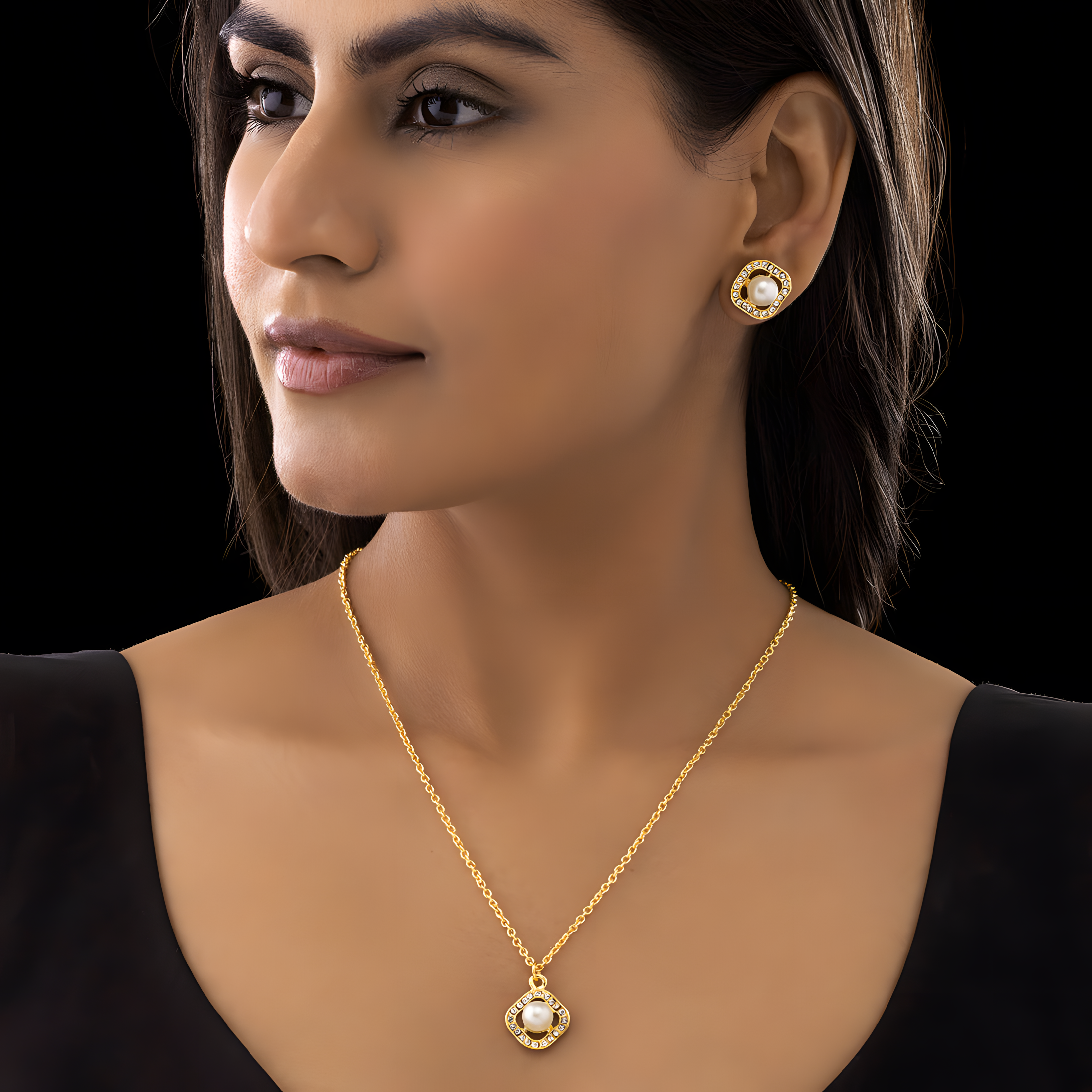ORNA Necklace Waterproof Evergreen Pearl Studded Set With Earrings
