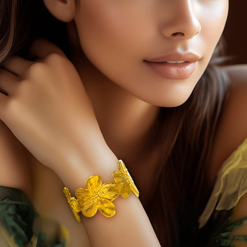 ORNA Bracelet Waterproof Golden Flower (Adjustable Size)