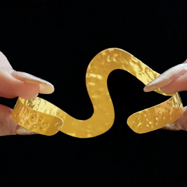 ORNA Bracelet Waterproof Wavy